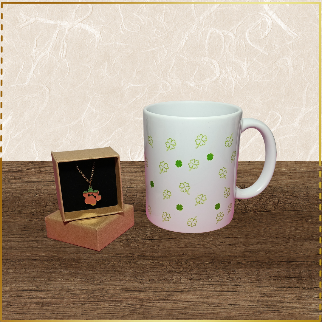 Pack regalo con taza personalizada y colgante de huella de mascota. Regalos DD
