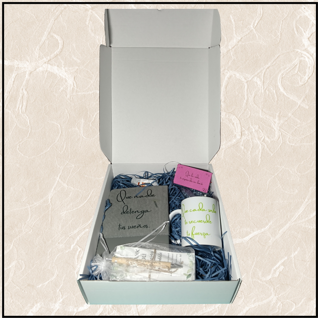 Pack regalos con cuaderno personalizado, taza personalizada y bolígrafo con mensaje. Regalos DD