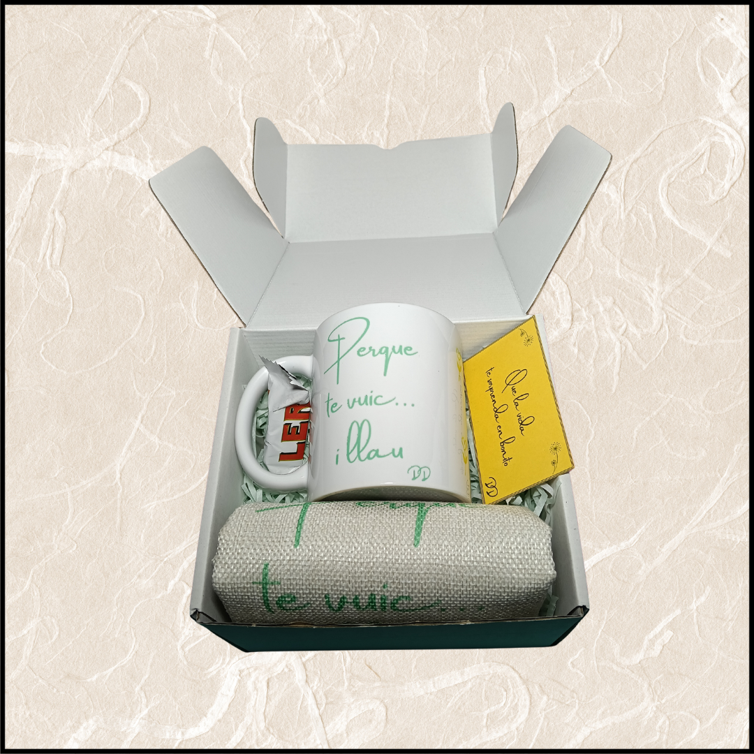 Pack regalo con taza personalizada y bolsa tote personalizada. Regalos DD